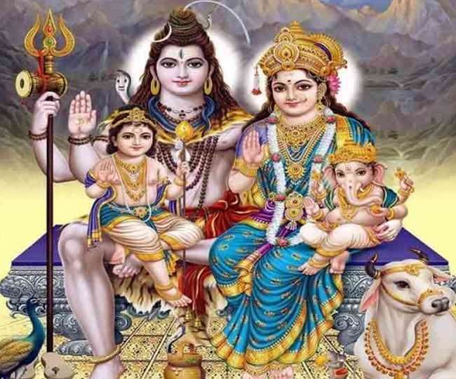 Pradosh Vrat 2025 प्रदोष व्रत पर करें इस स्तोत्र का पाठ, मिलेगा शिव जी